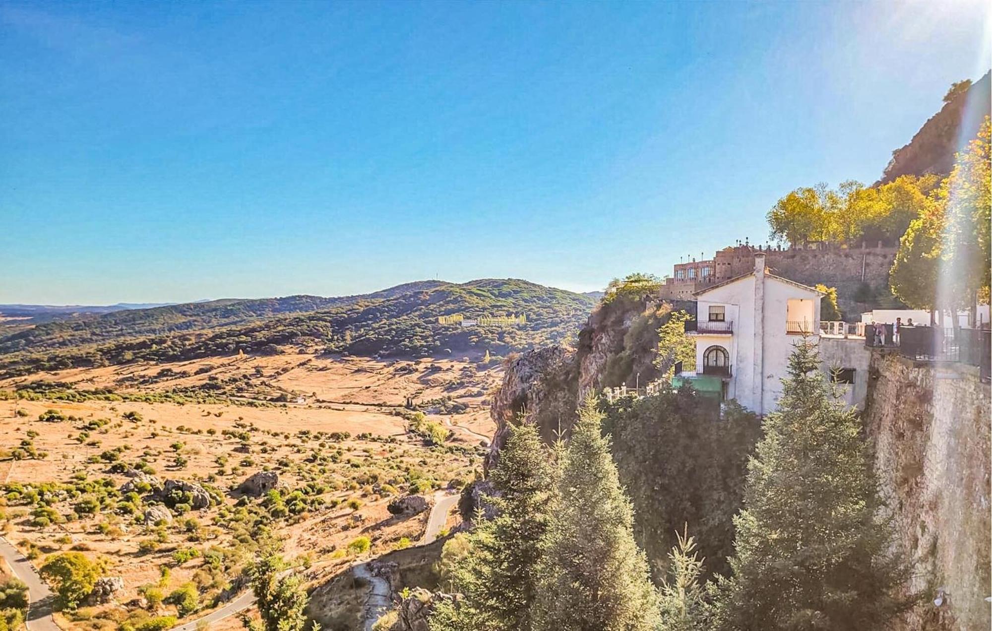 2 Bedroom Cozy Home In Grazalema Exterior foto